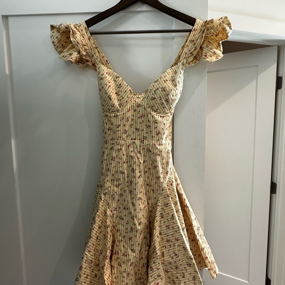 Floral Yellow Petersyn dress size small